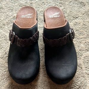 Dansko clogs!  Barely worn!